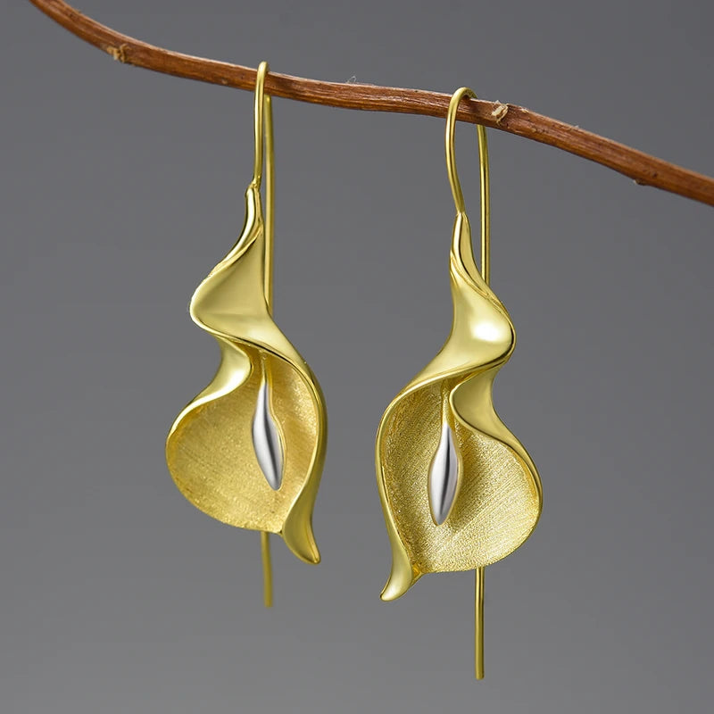 House of Noem — Calla Lily Flower Dangle Earrings